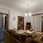 House In The Village Holiday home *