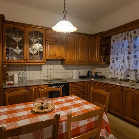 بيت للعطل House In The Village *